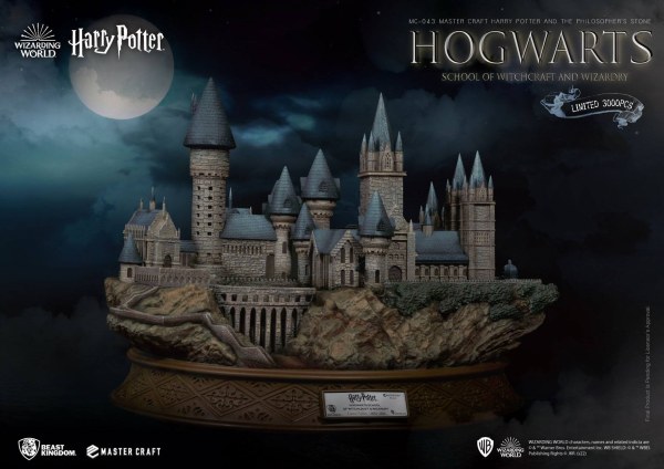 HOGWARTS School Of Witchcraft And Wizardry 32 cm LIMITED EDITION - HARRY POTTER MASTERCRAFT