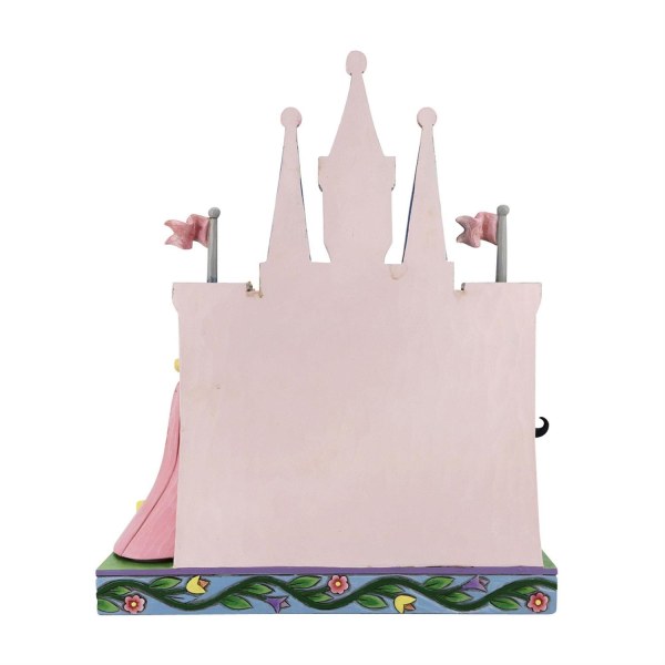 THE PRINCESSES POSE IN FRONT OF THE CASTLE - DISNEY TRADITIONS