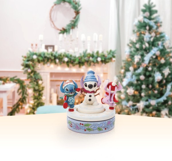 STITCH & ANGEL BUILD A ROTATING SNOWMAN - DISNEY TRADITIONS