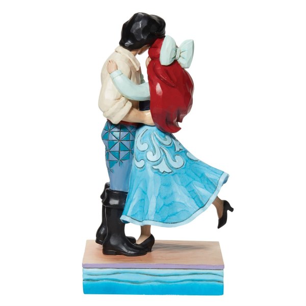 ARIEL AND ERIC LOVE - DISNEY TRADITIONS