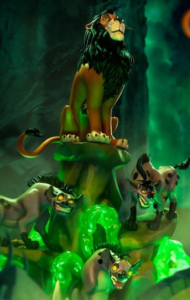 SCAR DELUXE ART SCALE - DISNEY THE LION KING