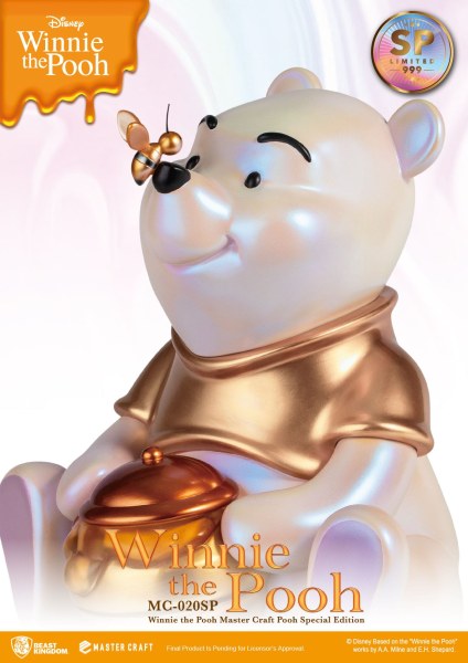 WINNIE THE POOH SPECIAL EDITION - DISNEY MASTERCRAFT