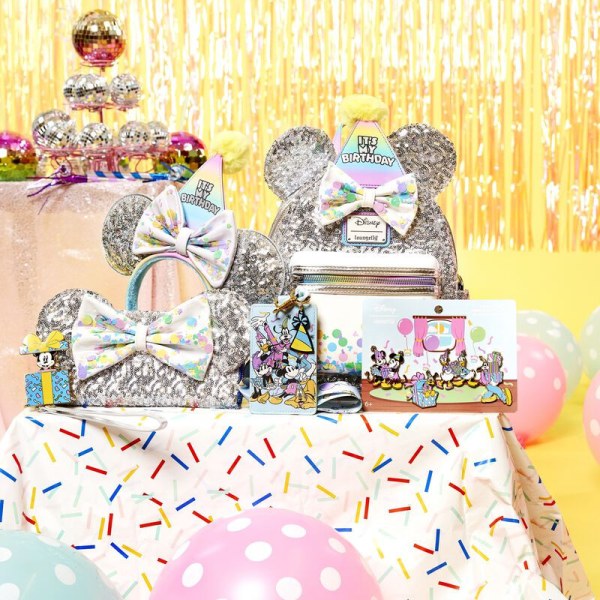 MICKEY MOUSE & FRIENDS BIRTHDAY CELEBRATION WALLET - DISNEY LOUNGEFLY